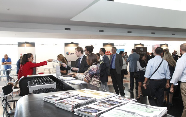 Smart Plastics, oggi il via