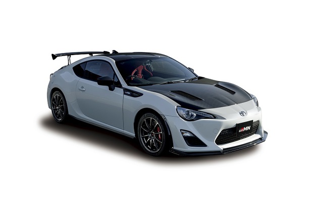Toyota, finestrini in PC con rivestimento al plasma