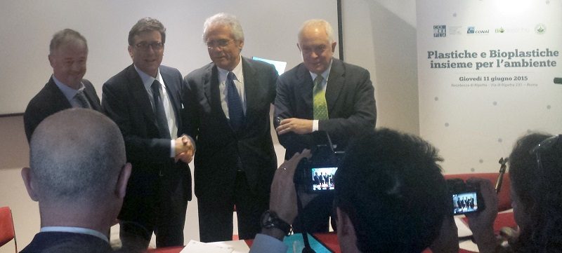 Imballaggi biodegradabili: accordo e investimento