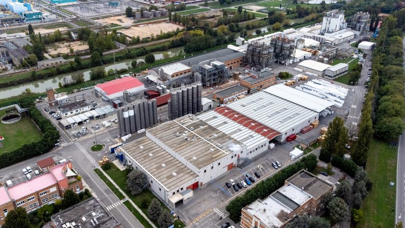 Investindustrial cede i compound Benvic a International Chemical Investors Group