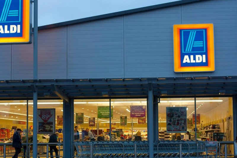Aldi, packaging in plastica riciclata a sostegno dell’ambiente