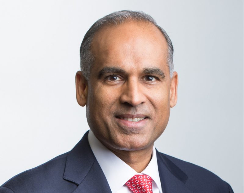 LyondellBasell, lascia il CEO Bob Patel
