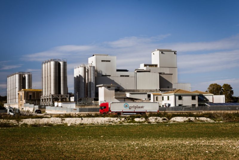 Agriplast riceve finanziamento di 8 milioni di euro da UniCredit