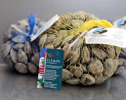 Reti per mitili biodegradabili e compostabili grazie ai biopolimeri
