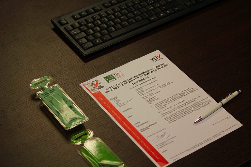 Blister in PLA certificati “OK Compost” per la ferramenta Sacar