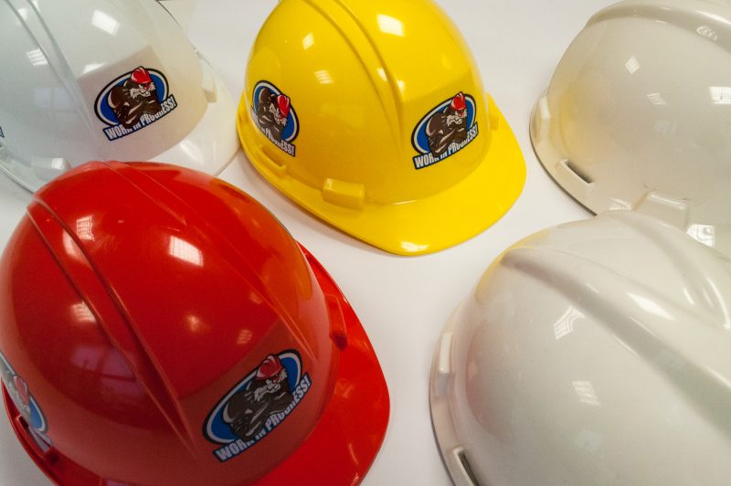Tampografia per elmetti da lavoro